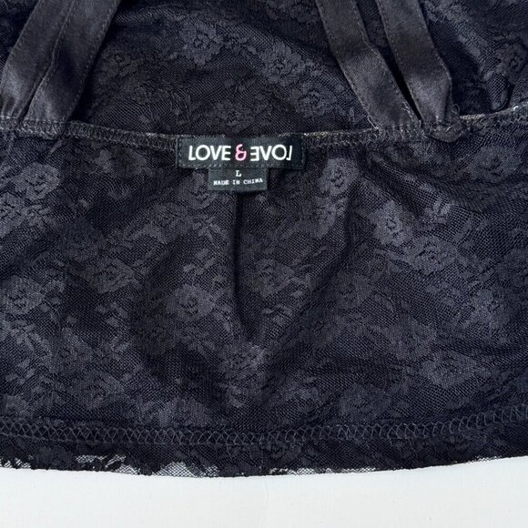 NWOT Love & Love Crop Top Black Lace Sleeveless Cut Out Cross Straps Sz. L - Picture 4 of 10